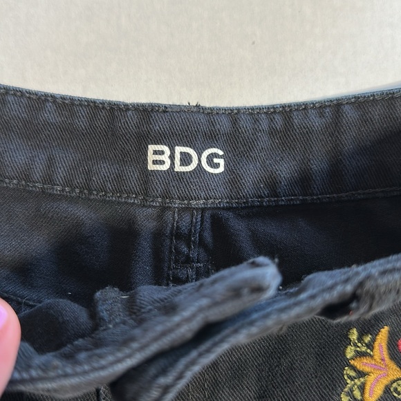 Anthropolpgie BDG High Rise Dree Embroidered Black Denim Shorts - Picture 2 of 15